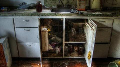 Hang In There Baby - 3a.jpg