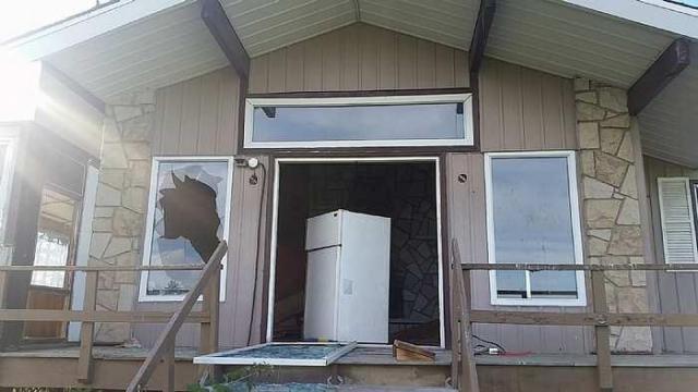 House and Warehouse photo 5