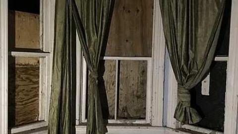  Houses - Cullen-Gardens161.jpg