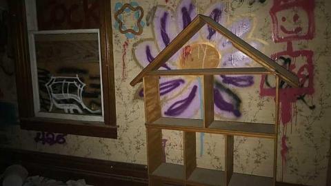  Houses - Cullen-Gardens266.jpg