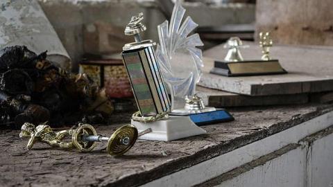 Mickey's Manor - Stone,-Cars,-and-a-Frog82.jpg