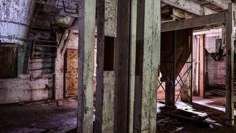 Danger Zone - Hortop-Mill64.jpg