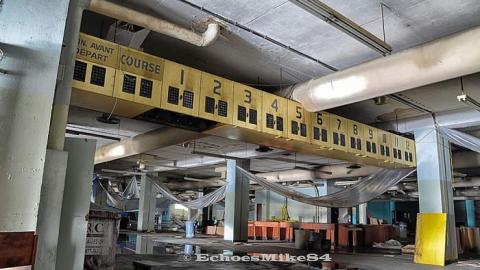 Inside the hippodrome - Bye-Bye-Baby-Blue98.jpg