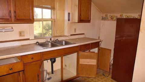 Rusty Trickle  - Oap add and loc Guelph 066.jpg