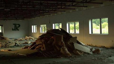 Big & Empty - IMG_3384.jpg