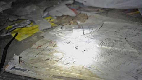 House out of place - DSC_0012.jpg