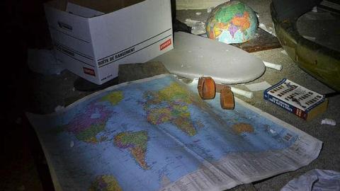 House out of place - DSC_0023.jpg