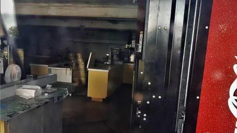 Night at the drive in - Elmvale-Drive-In94.jpg