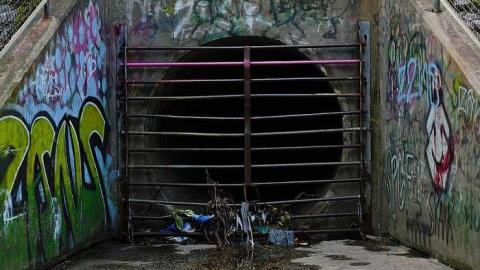 Lost photos (2015?) - victoria-woods-drain20.jpg