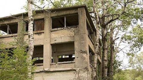 Donald Chemical Plant - Donald-(ghost-chemical-plant)147.jpg