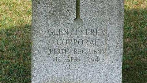 Great War Memorial - Chesterfield-(Ghost-town)28.jpg