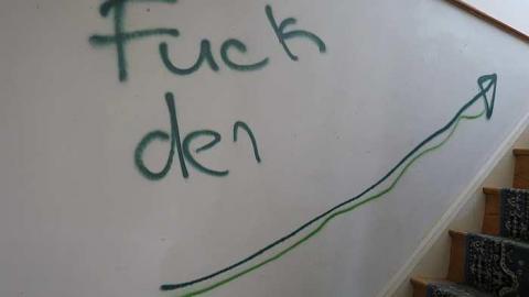 Graffiti Isn't Art photo 2