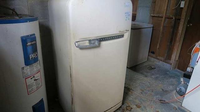 Graffiti Isn't Art photo 2