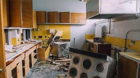 Salvation  - Salvation-Army-Citadel76.jpg