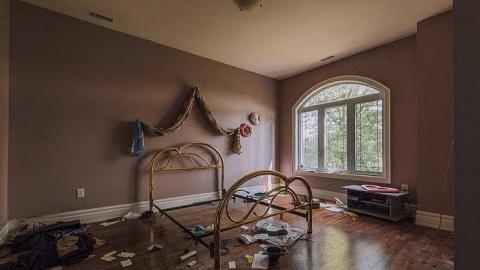 Unnecessary Redevelopment  - _MG_1692.jpg