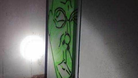 Brokers Went Broke photo 4