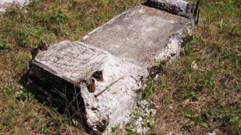 Neys POW - Neys-Nazi-POW-Camp2.jpg