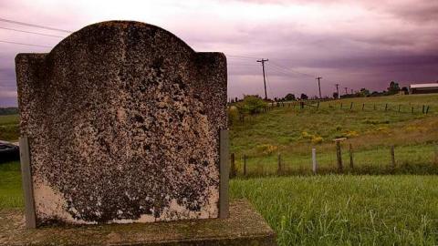 Final Farm - Smith-Farm-Cemetery4.jpg