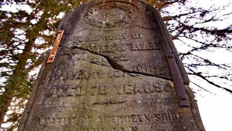 Thou hast left us - St.-George-Pioneer-Cemetery13.jpg