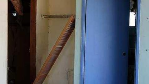 Garage '18 - This-Guy-Stunk43.jpg