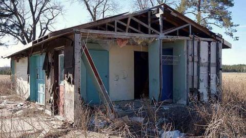 Garage '18 - This-Guy-Stunk47.jpg