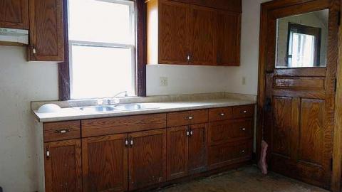 Exit...House Left photo 4