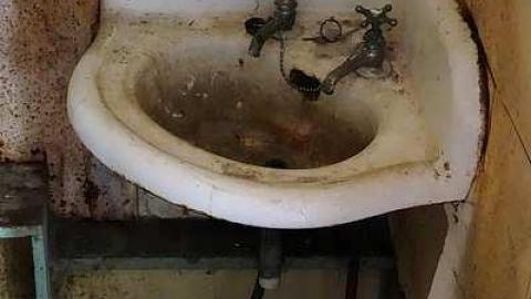 Rock Wooden Bare '18 - Exit...House-Left17.jpg