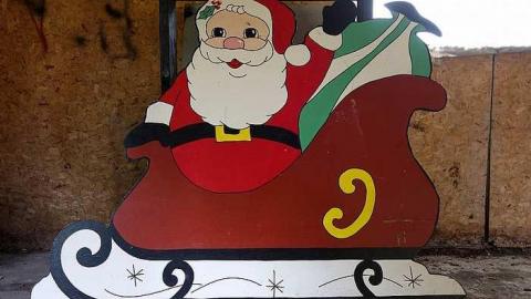 Exit...House Left photo 3