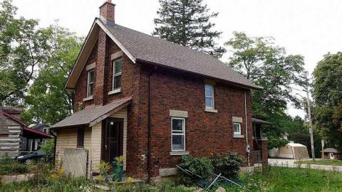 Rock Wooden Bare '18 - Exit...House-Left20.jpg