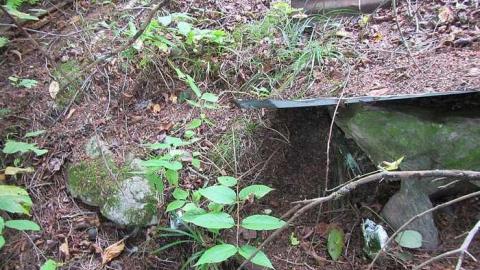 Kiosk Trapper Hut? - Kiosk-Ghost-Town9.jpg