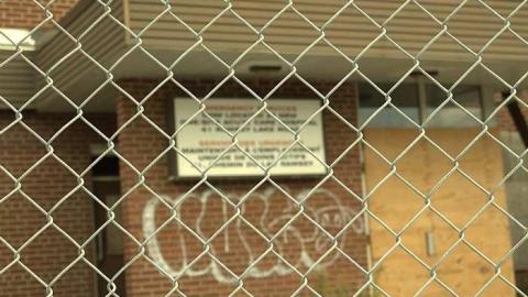 BARBED FENCE - Exterior only  - St.-Josephs-Hospital-Sudbury61.jpg