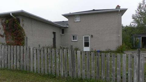 Slight vandalism - SAM_2685.jpg