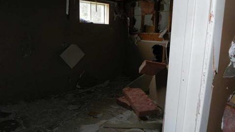 Slight vandalism - SAM_2699.jpg