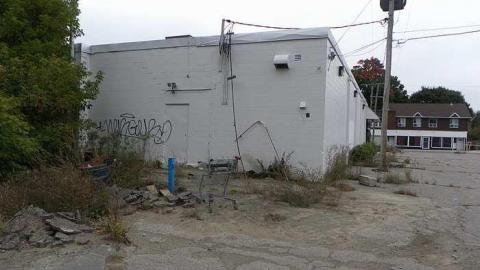 Bar none - Bar-hopping-no-more3.jpg