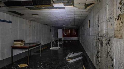 Jailhouse Blues - St.-Thomas-Justice-Building57.jpg