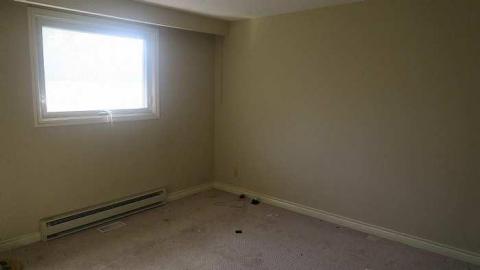 italiana - Italian-70s-Mansion67.jpg