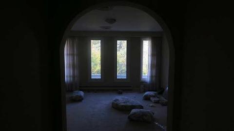 italiana - Italian-70s-Mansion81.jpg