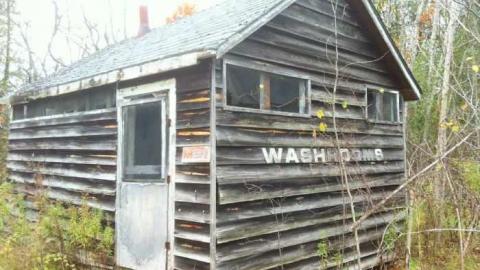 Old Resort - Swiss-Chalet-Park3.jpg