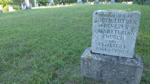 Heaven can wait - South-Luther-Pioneer-Cemetery44.jpg