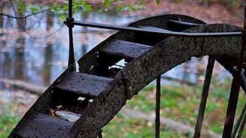 October 2018 - Abandoned-Water-Wheel34.jpg