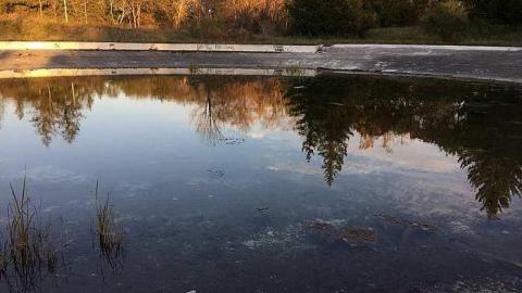 October 2018 - Abandoned-Wading-Pool37.jpg