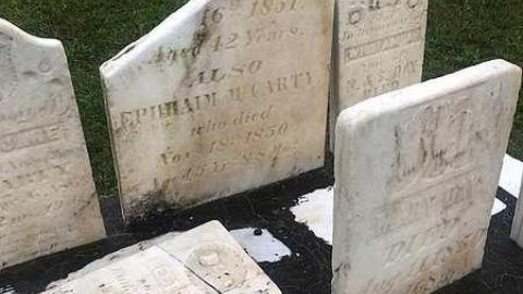 October 2018 - Thamesford-Pioneer-Cemetery6.jpg