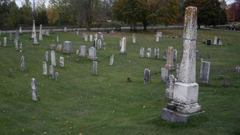 Read's Cemetery - Reads-Cemetery6.jpg