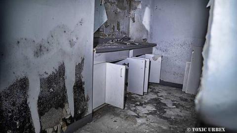 April 2018 - The-Distribution-Center13.jpg