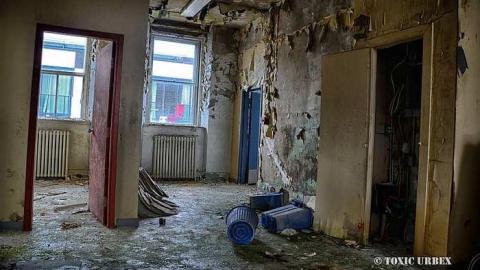 April 2018 - The-Distribution-Center6.jpg