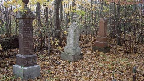 Jelly Farm Cemetery - Jelly-Cemetery3.jpg