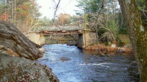 The actual falls - Coopers-Falls-Ghost-Town81.jpg