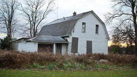 November 2018 - Cemetery-house10.jpg