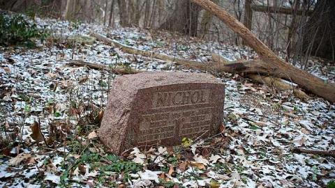 November 2018 - Nichol-Cemetery2.jpg