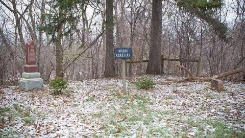 Nichol Cemetery photo 2